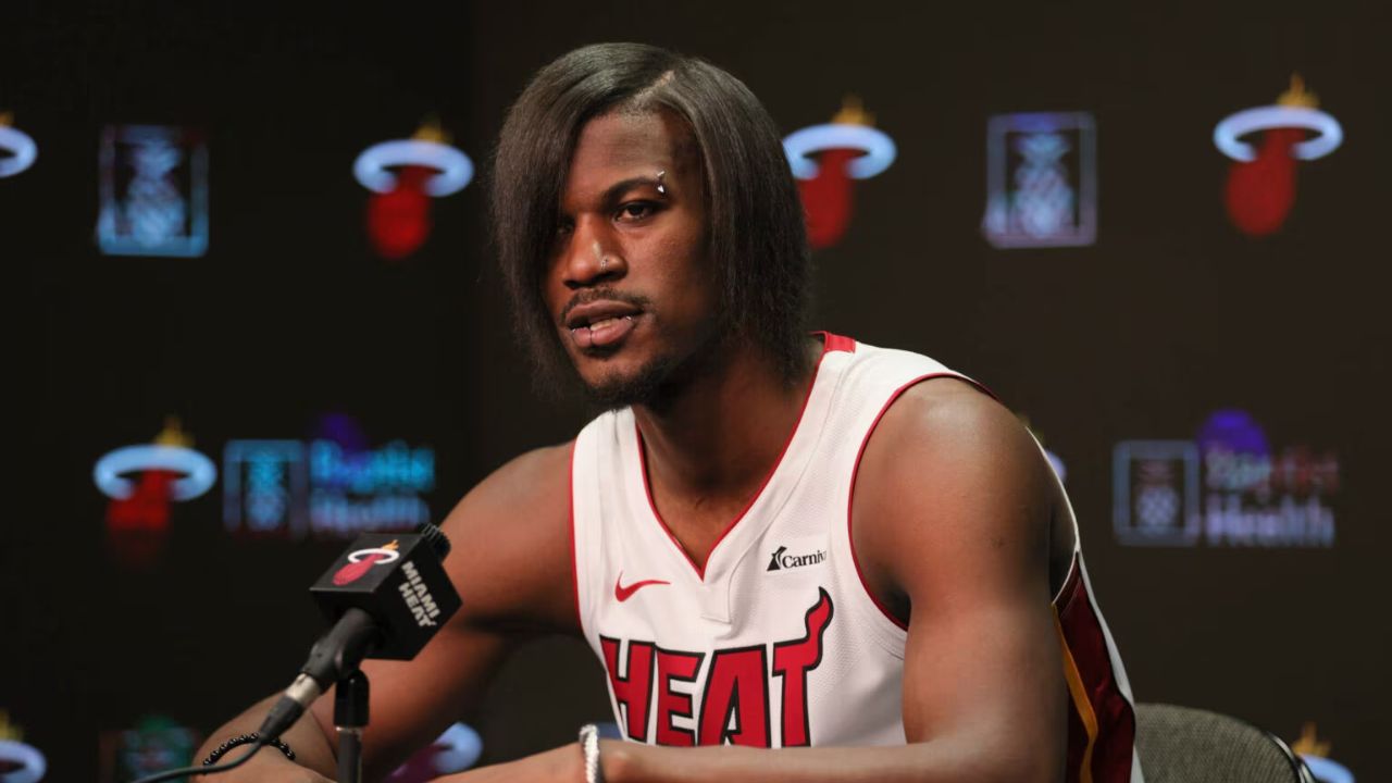 Jimmy Butler surprises Heat with another new hairstyle