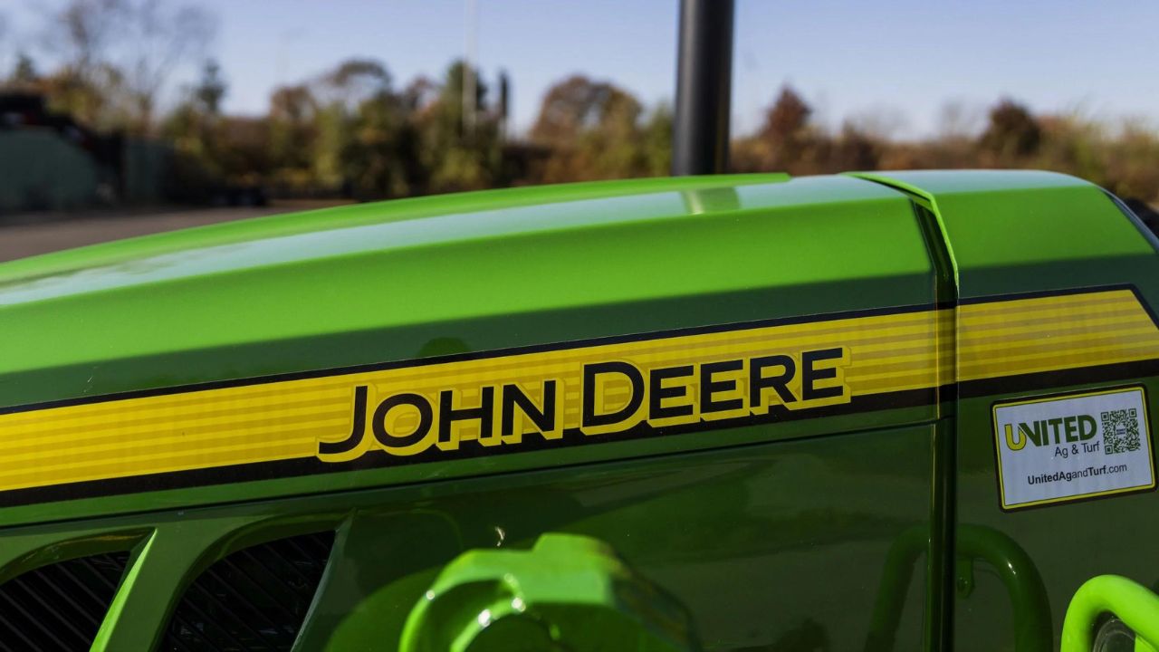 Starlink Integration in John Deere Equipment Empowers Rural Farmers