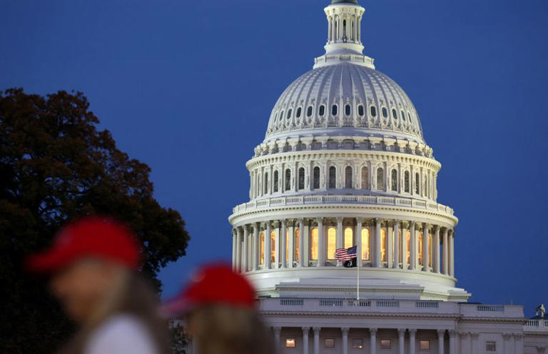 Republicans widen Senate majority, on track to win House