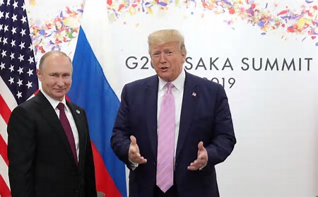 Trump speaks with Putin and advises him not to escalate Ukraine war